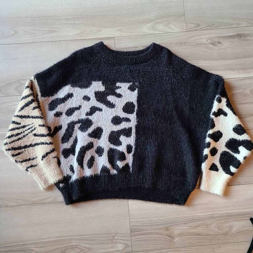 Elan Women's Heavyweight Animal Print Sweater Black Oversized sz S